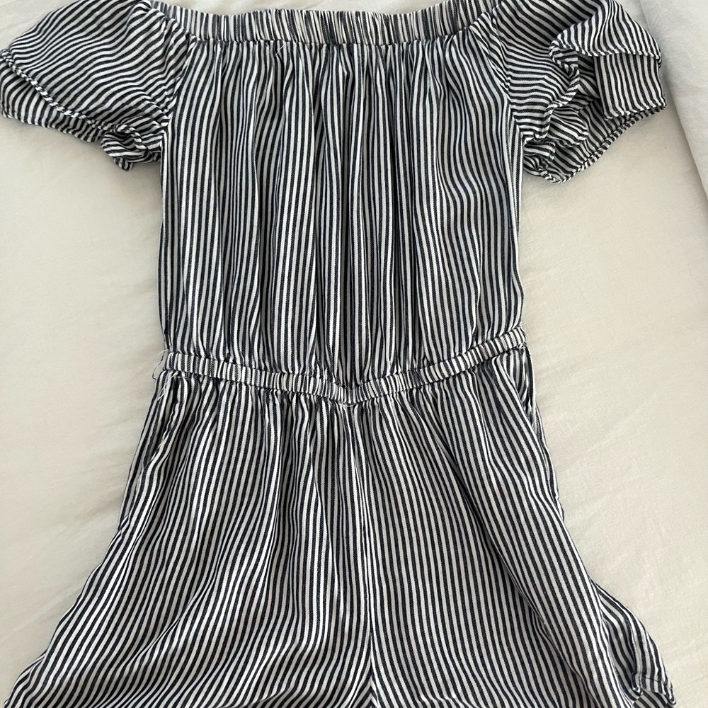 Super cute and soft striped romper!